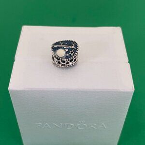 Pandora Santa & the Reindeer Charm